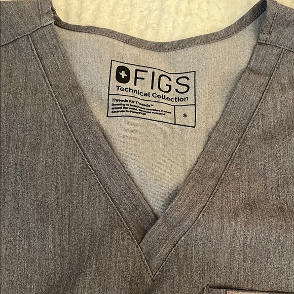 Figs Grey Graphite Scrub Set - Picture 3 of 5